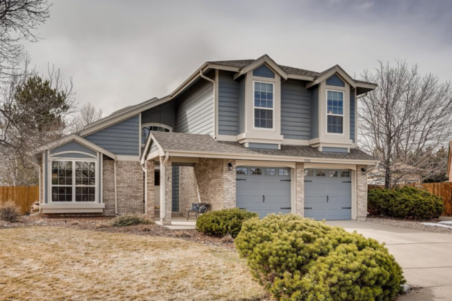 33333 front of home with extended front porceh