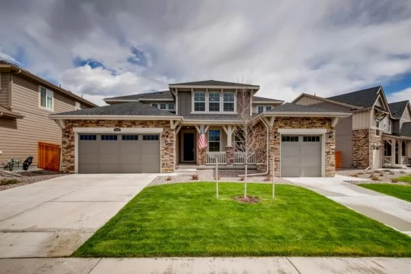 Hyland-Hills-Castle-Rock-CO-Web-Quality-004-02-Exterior-Front-1-e1640136241505 front elevation of a lennar superhome in castle rock colorado